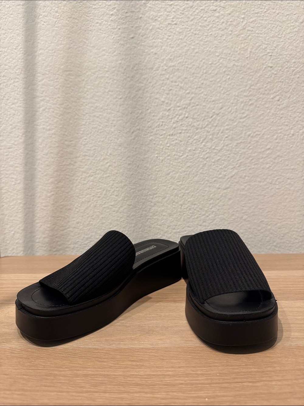 Women's Black Ribbed Platform Slide Sandals